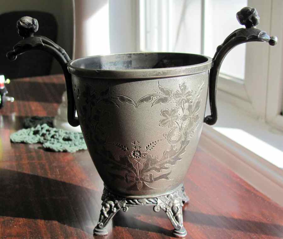 Silverplate Hollowware Large Sugar Bowl No Lid by Meriden Britannia -1