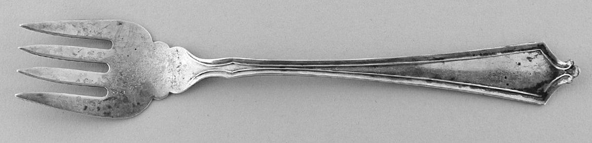 Abraham Lincoln (Sterling, 1910) Pastry Fork by Manchester-1