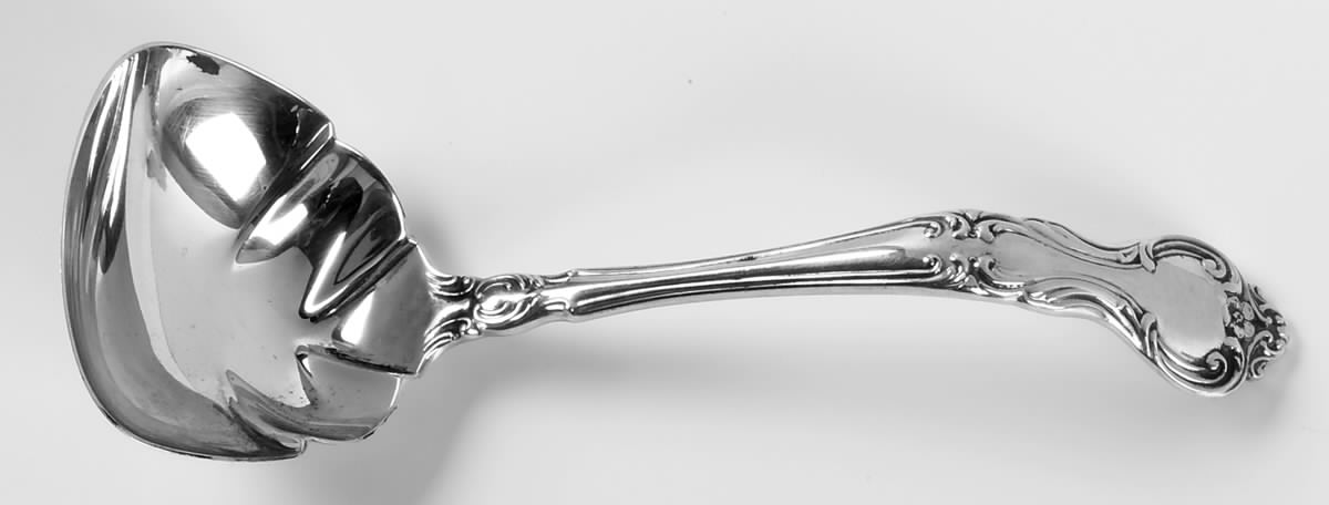 Amaryllis (Sterling, 1951), USA Solid Gravy Ladle by Manchester-1