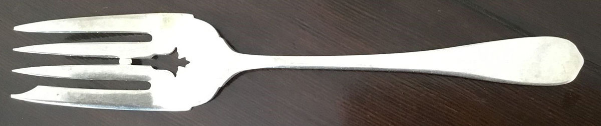 Beacon (Sterling, 1936) Medium Solid Cold Meat Serving Fork by Manchester-1