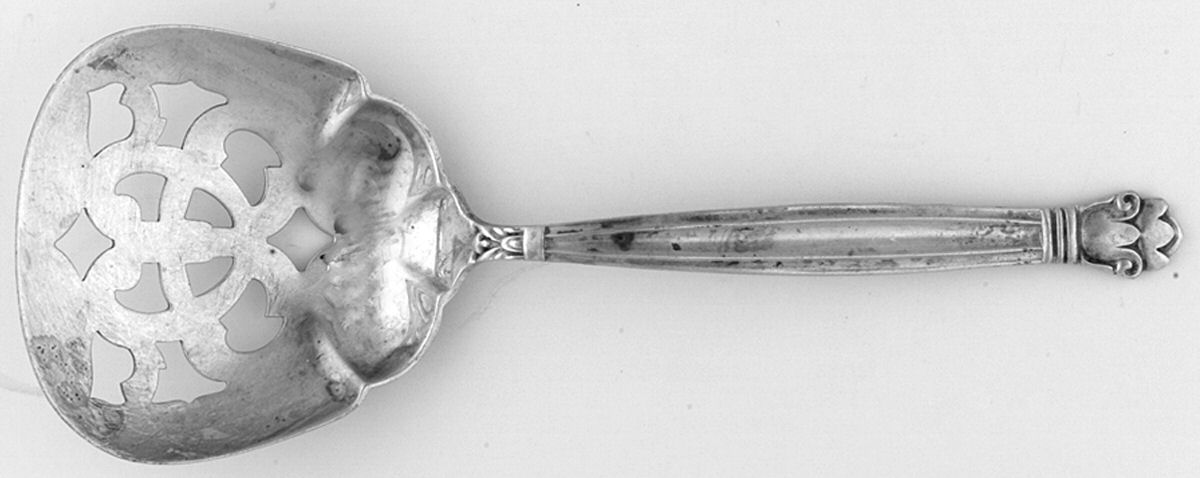 Copenhagen (Sterling, 1936, No Monograms) Solid Bon Bon Spoon by Manchester-1