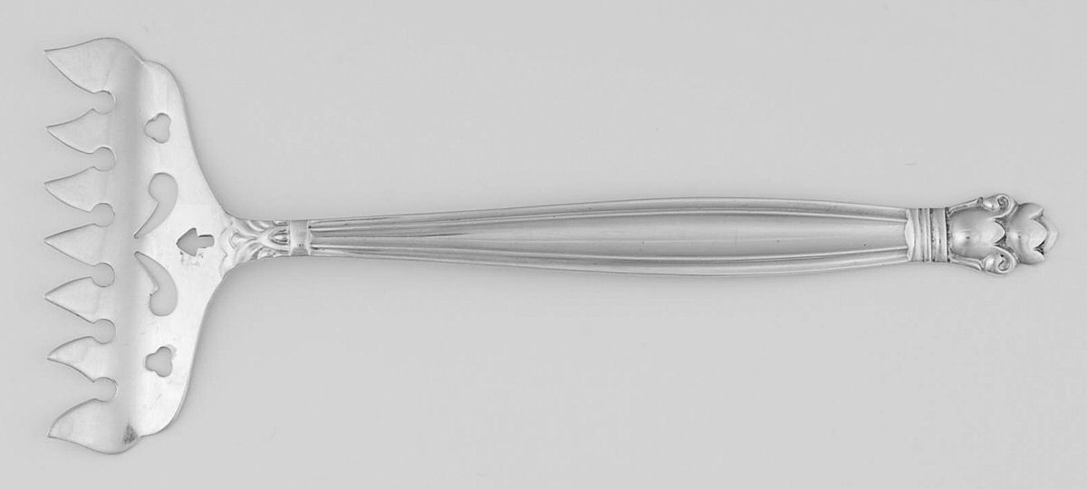 Copenhagen (Sterling, 1936, No Monograms) Large Solid Tined Sardine Serving Fork by Manchester-1