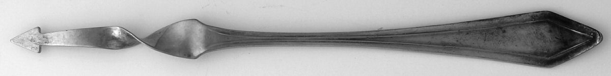 Dixie (Sterling, 1910-1932) One Tine Butter Pick by Manchester-1