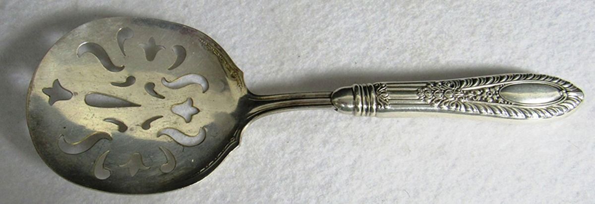 Gadroonette (Sterling, 1938, No Monograms) Tomato Server with Silverplate Blade by Manchester-1
