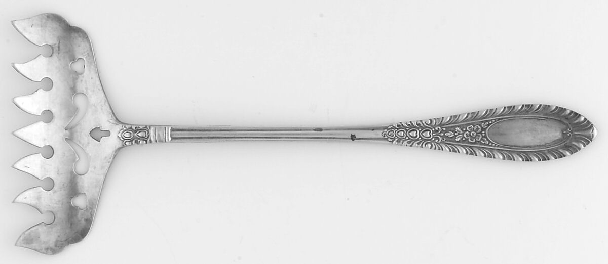 Gadroonette (Sterling, 1938, No Monograms) Large Solid Tined Sardine Serving Fork by Manchester-1