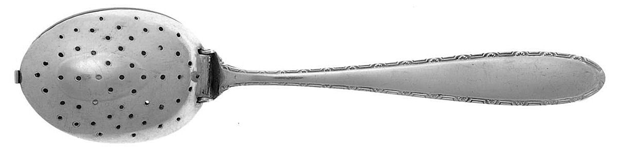 Manchester (Sterling, 1932, No Monograms) Solid Individual Tea Ball Spoon by Manchester-1