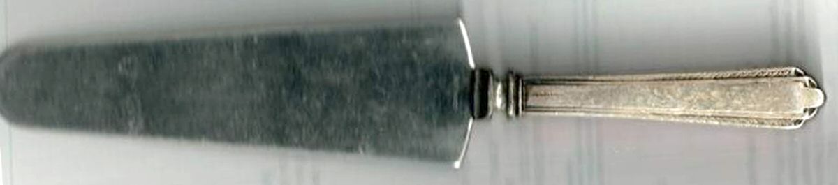 Park Avenue (Sterling, 1931, No Monograms) Cake Knife with Stainless Blade by Manchester-1