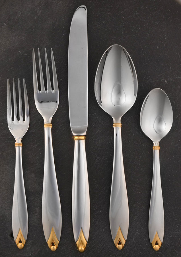 Cinema Gold (Stainless, Gold Accent) 5 Piece Place Setting by Mikasa-1