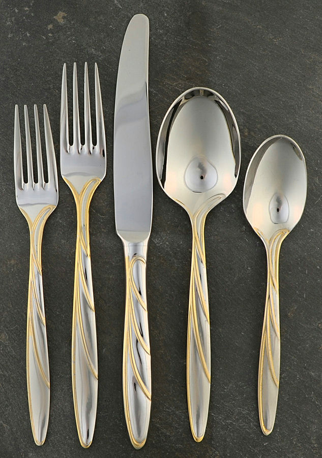 Latitudes Gold (Stainless, Gold Accent) 5 Piece Place Setting by Mikasa-1