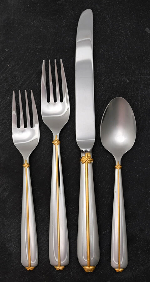 Trapunto D'Oro (Stainless) 4 Piece Place Setting by Mikasa-1