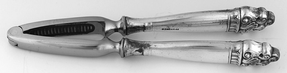 Vidar (Silverplate) Silverplate Grip Nut Cracker by T H Marthinsen Silver-1