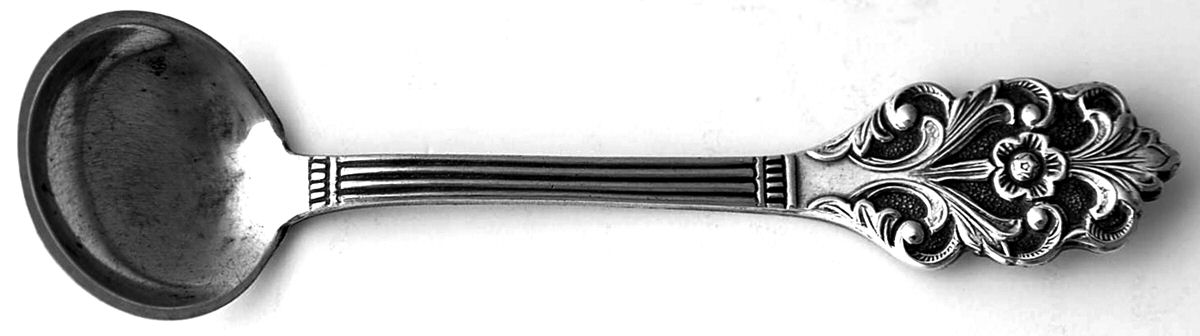 Viking Rose (Sterling) Individual Salt Spoon by T H Marthinsen Silver-1