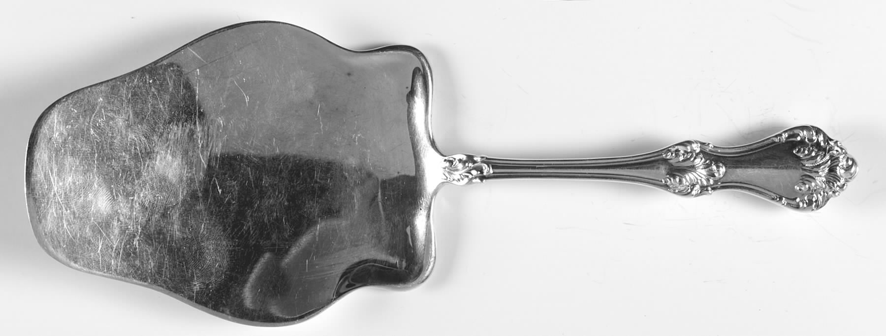 Corinthian (Sterling, 1891) Large Solid Pie Knife by Mount Vernon-1
