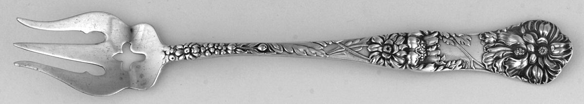 Yetive (Sterling, 1896) Old Style Pickle Fork by Mount Vernon-1