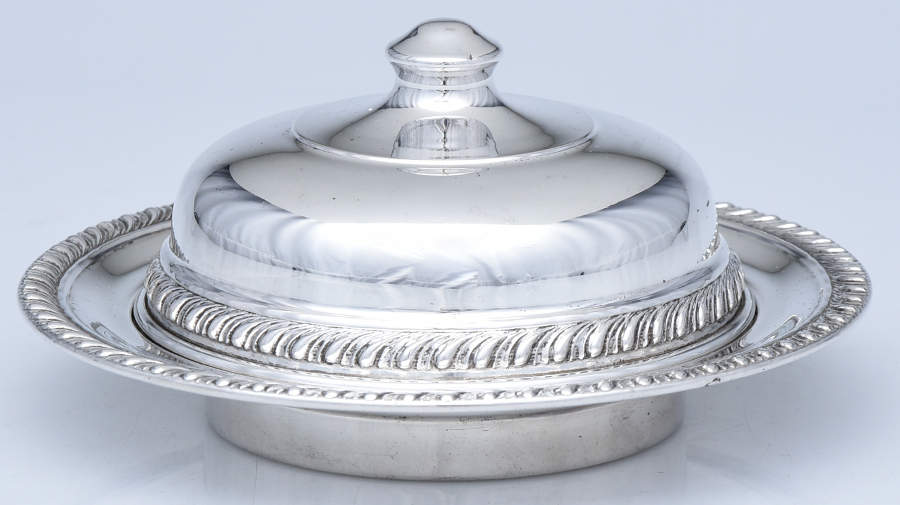 Gadroonette (Sterling, 1938, Hollowware) Round Covered Butter with Glass Liner by Manchester-2