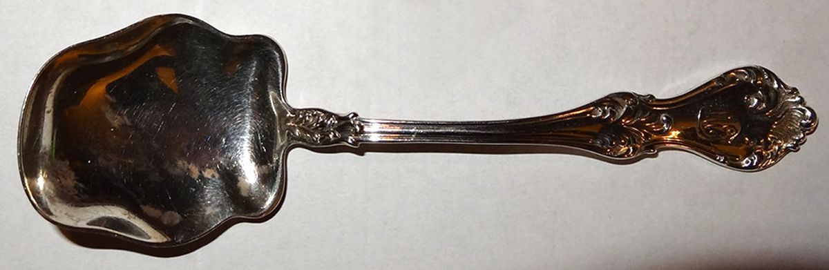 Corinthian (Sterling, 1891) Solid Bon Bon Spoon by Mount Vernon-1