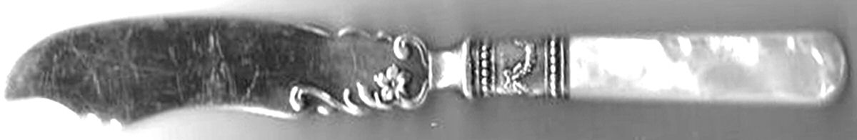 Pearl Handle 3 (Sterling) Pearl Handle Individual Fish Knife by Meriden Cutlery Co-1