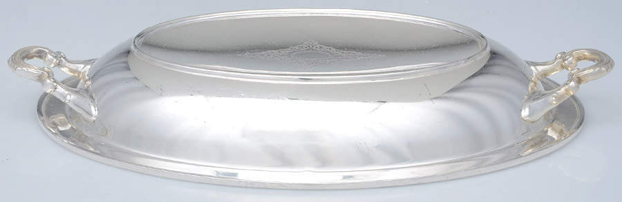 Francis I (Silverplate, Hollowware) 11" Oval Divided Vegetable (Top) by Meriden Britannia -1