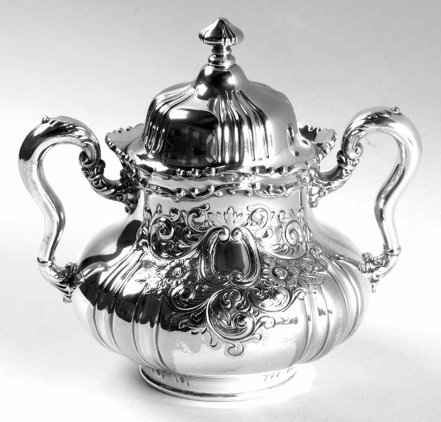 2009 (Silverplate, Hollowware) Sugar Bowl & Lid by Meriden Britannia -1