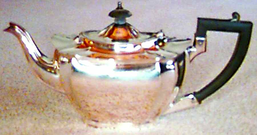 MM1 (Silverplate, Hollowware) Teapot by Mesick Mfg Co-1