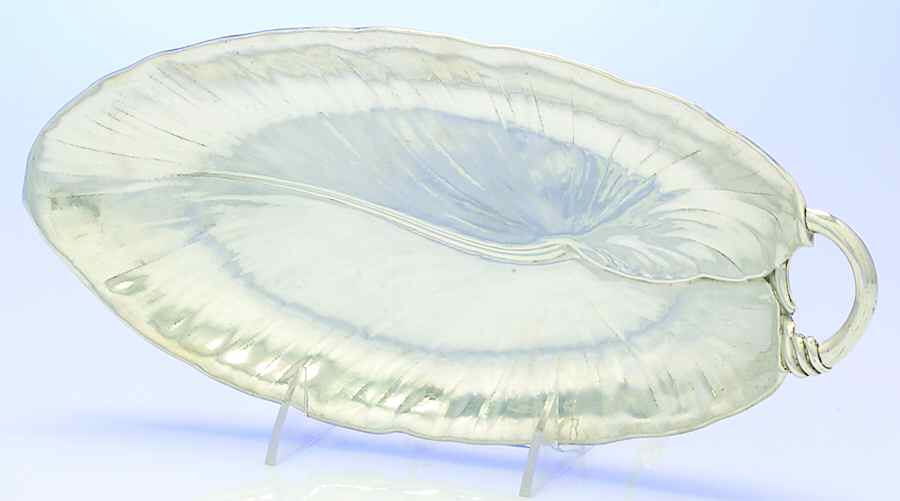 WJ19 (Sterling, Hollowware) Sterling Bread Tray by Meriden Britannia -1