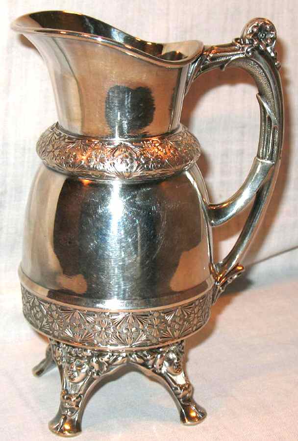 1924 (Silverplate, Hollowware) Creamer by Meriden Britannia -1