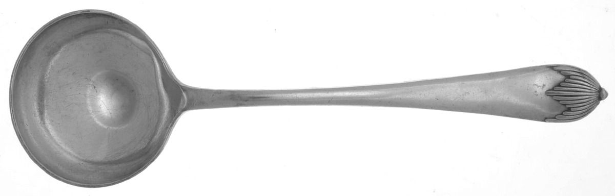 MWE22 (Silverplate) Solid Gravy Ladle by Mappin & Webb-1