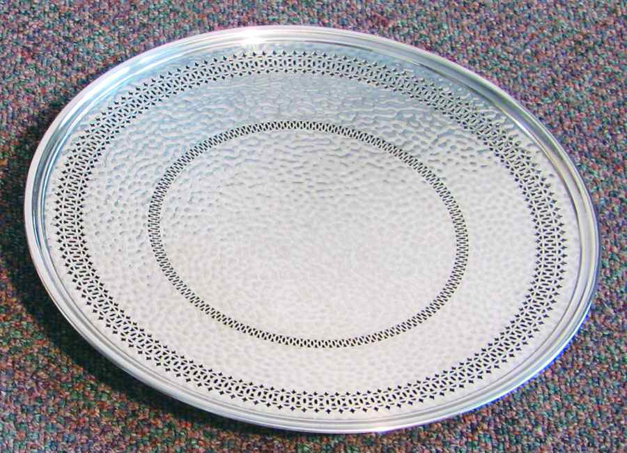 758 (Silverplate, Hollowware) Silverplate Sandwich Plate by Meriden Britannia -1