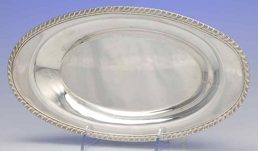 Gadroonette (Sterling, 1938, Hollowware) Sterling Bread Tray by Manchester-1