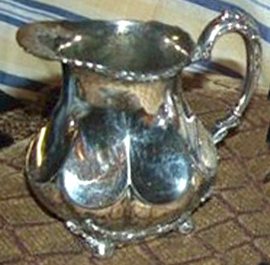 968 (Silverplate, Hollowware) Creamer by Meriden Britannia -1