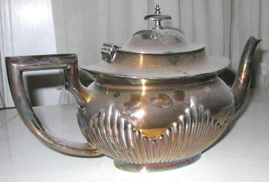 W25361 (Silverplate, Hollowware) Teapot by Mappin & Webb-1