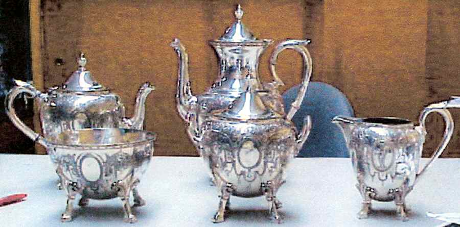 1868 Engraved (Silverplate, Hollowware) 5-Piece Plated Tea Set (with Waste) by Meriden Britannia -1