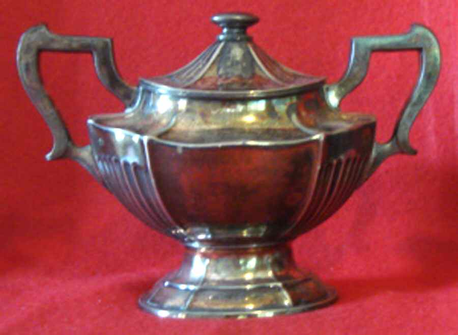 2085 (Silverplate, Hollowware) Sugar Bowl & Lid by Meriden Britannia -1
