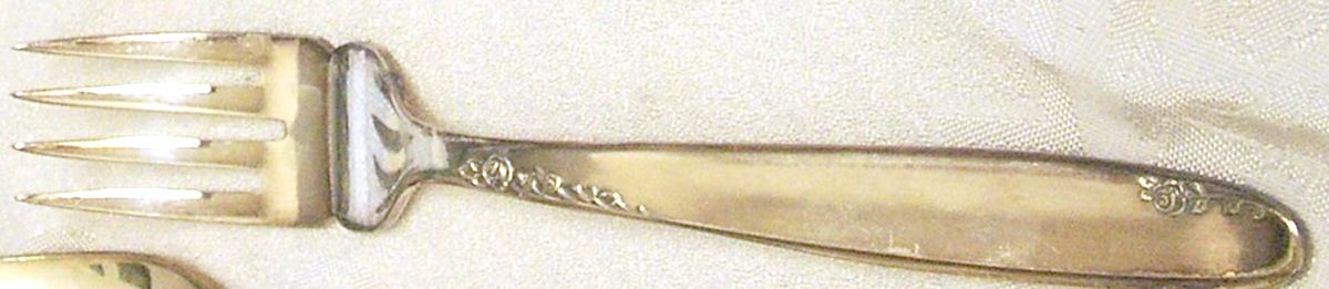 MXD3 (Silverplate) Individual Solid Fish Fork by Meridional-1