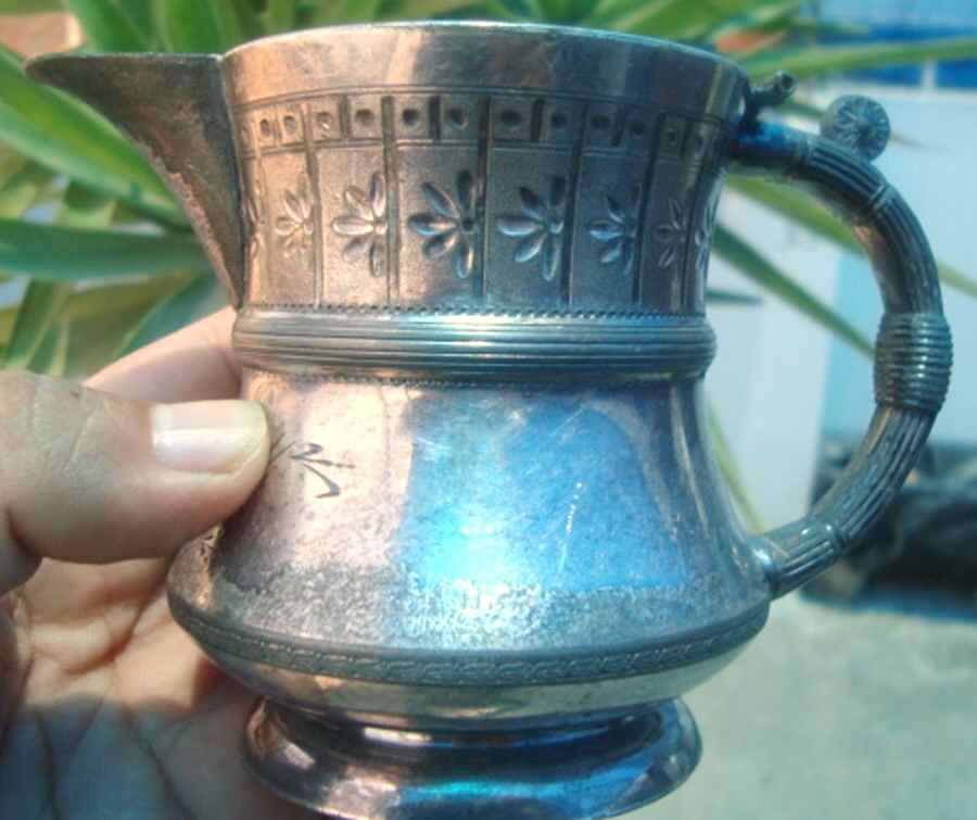 32 (Silverplate, Hollowware) Creamer by Meriden Britannia -1
