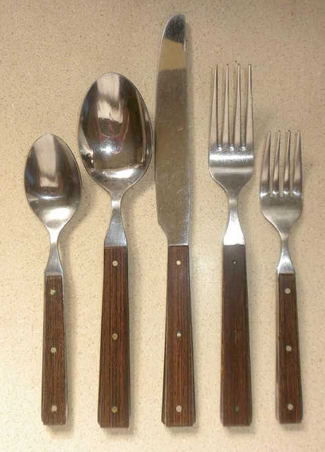 Shanel-Brown (Stainless) Fork by Mikasa-1