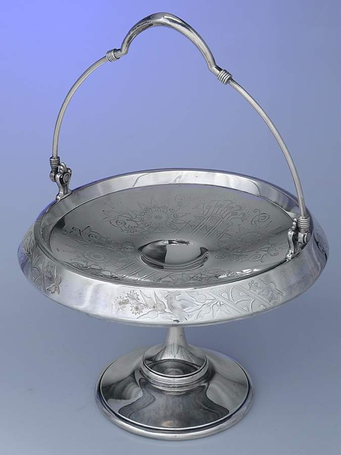 1818 (Silverplate, Hollowware) Bride's Basket W/No Glass Insert by Meriden Britannia -1