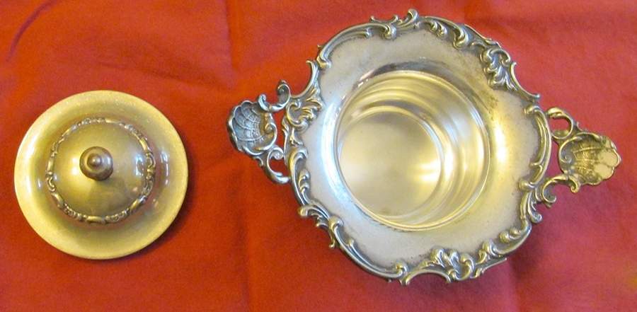 5718 (Sterling, Hollowware) Salt Cellar & Lid by Mauser-1