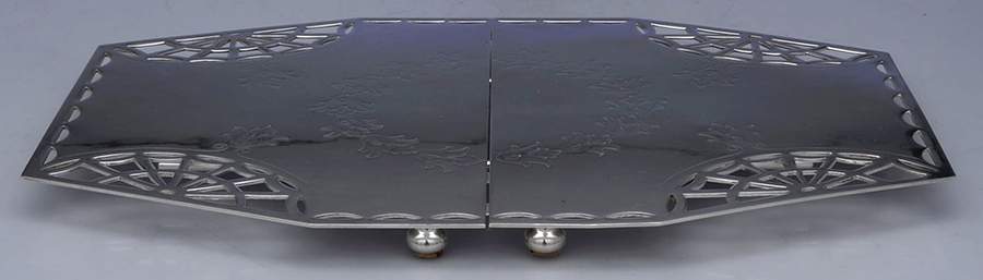 00161 (Silverplate, Hollowware) Expandable Trivet by Meriden Britannia -1