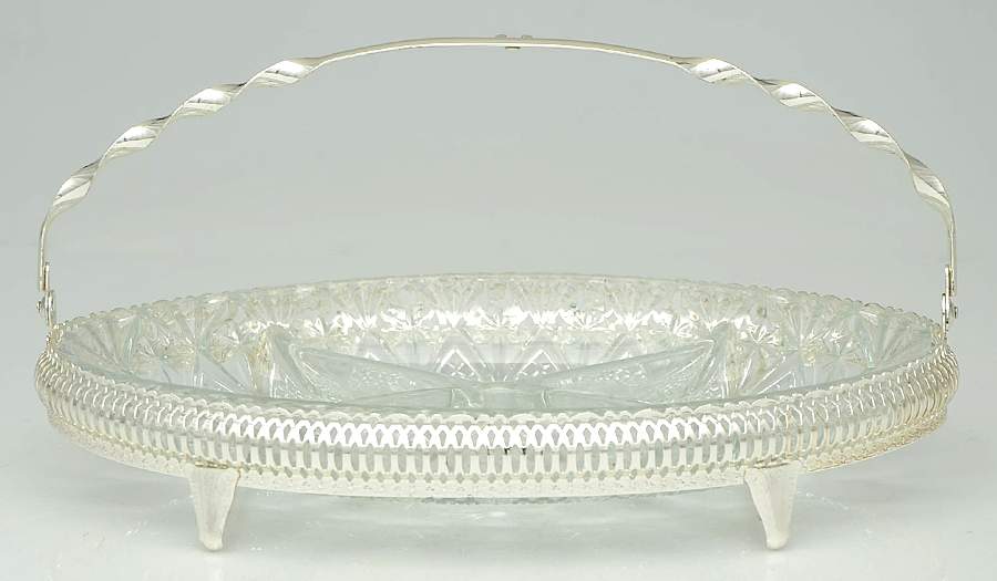 Silverplate Hollowware 4 Part Relish Dish by Mayell-1