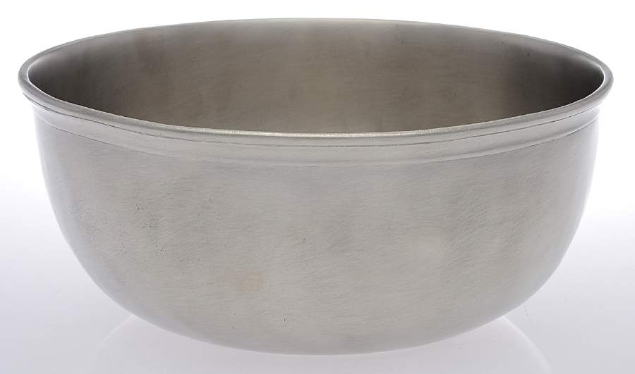 Pewter Hollowware 10" Round Bowl by Match Pewter-1
