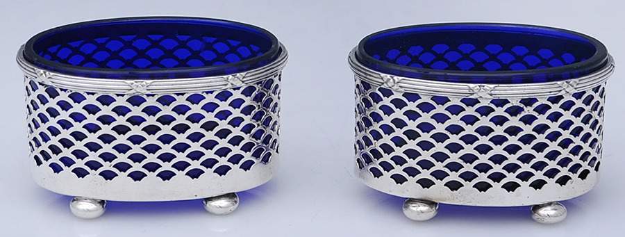 475-1 (Sterling, Hollowware) Open Salt Master with Cobalt Liner - Set of 2 by Meriden Britannia -1