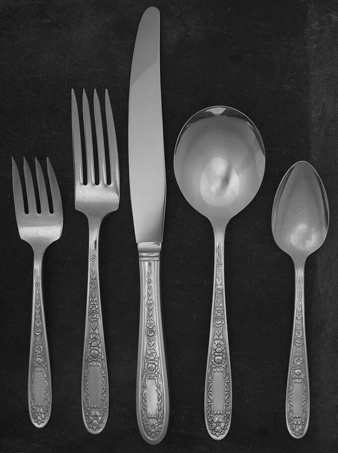Mildred (Silverplate, 1936) 5 Piece Place Setting by National Silver Co-1