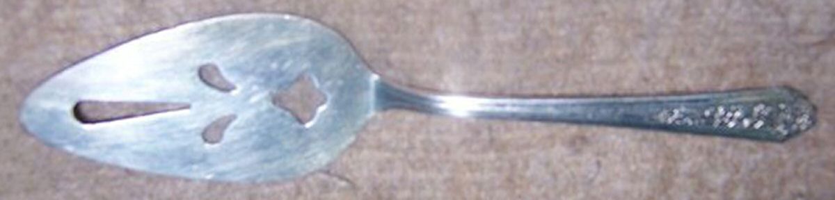 Viceroy Two (Silverplate) Solid Cheese Server by National Silver Co-1
