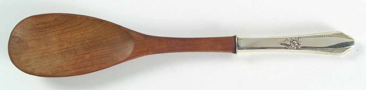 Laurier (Sterling) Salad Serving Spoon with Wooden Bowl by Northumbria-1