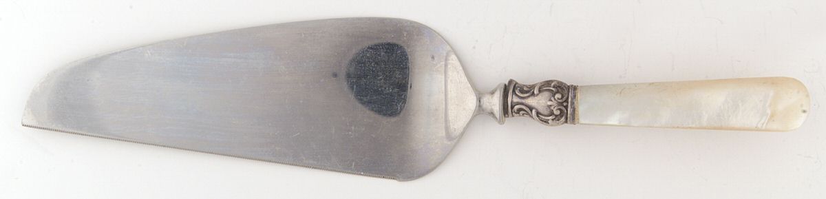 Pearl Handle Flatware 1 (Sterling) Pearl Handle Pie Cake Server by Northampton-1