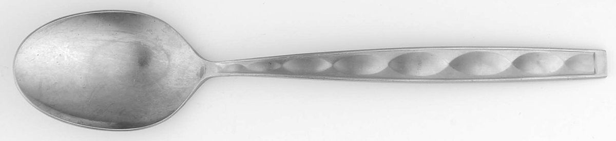 La Seine Place/Oval Soup Spoon by Noritake Silver-1