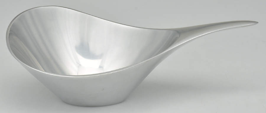 Butterfly (Hollowware, Metal) 9" Oval Bowl by Nambe-1
