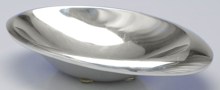 Dune (Hollowware, Metal) 7" Oval Bowl by Nambe-1