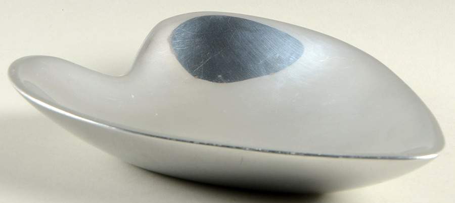 Sweetheart (Hollowware, Metal) 8" Heart Shape Bowl by Nambe-1